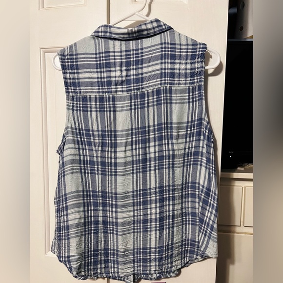 Harley Davidson Button Up Top - Picture 4 of 7